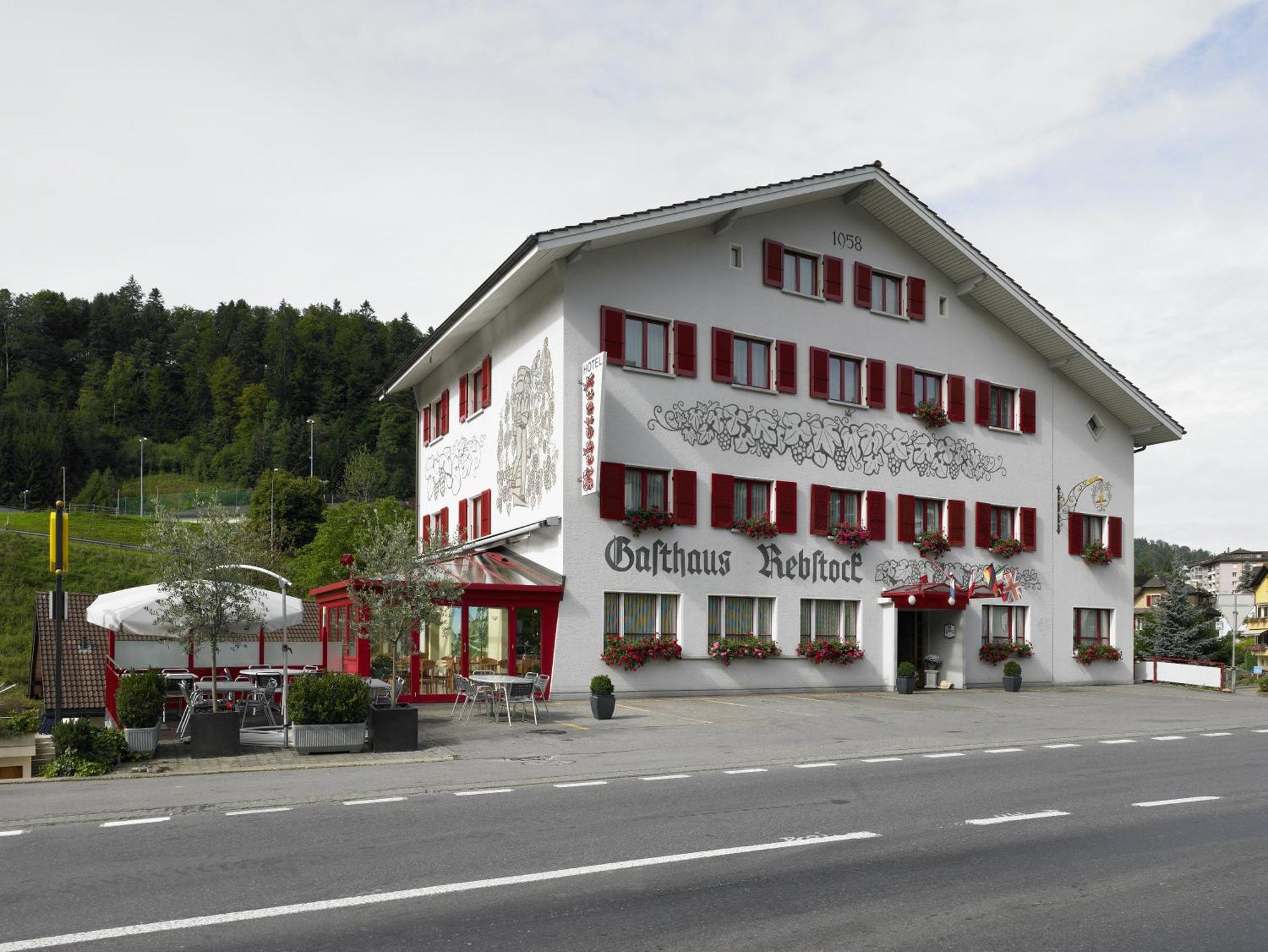 Hotel Restaurant Rebstock Wolhusen ภายนอก รูปภาพ