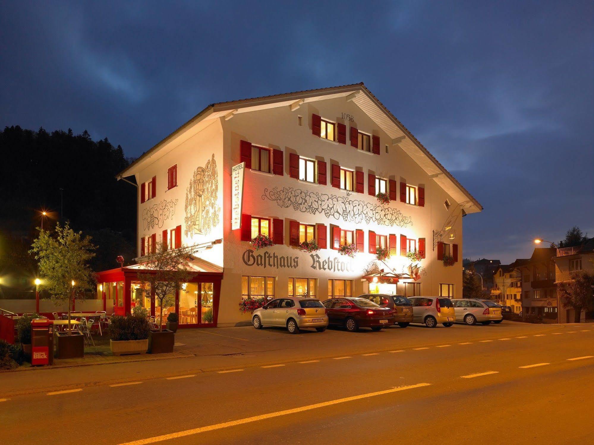 Hotel Restaurant Rebstock Wolhusen ภายนอก รูปภาพ