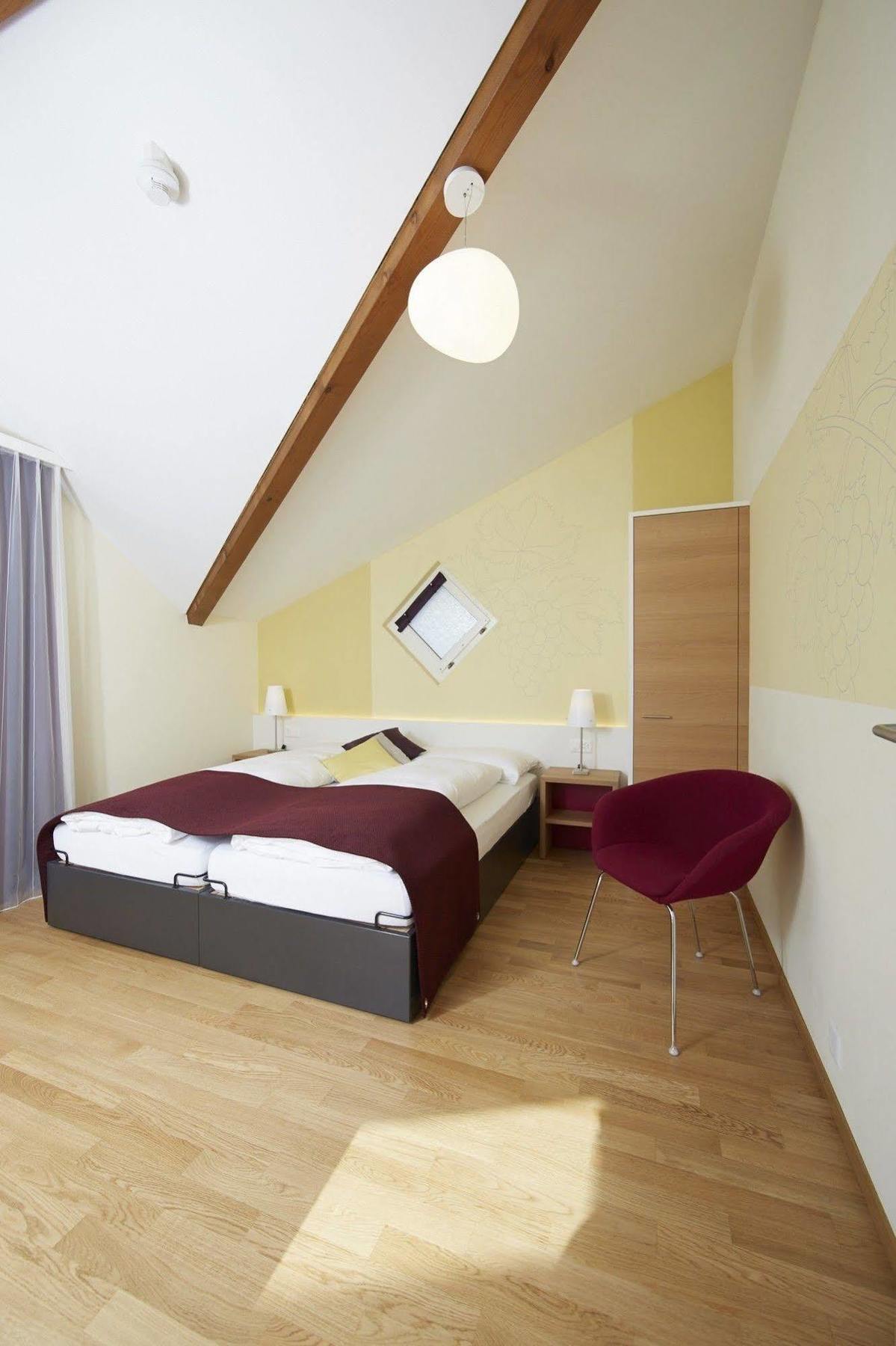 Hotel Restaurant Rebstock Wolhusen ภายนอก รูปภาพ